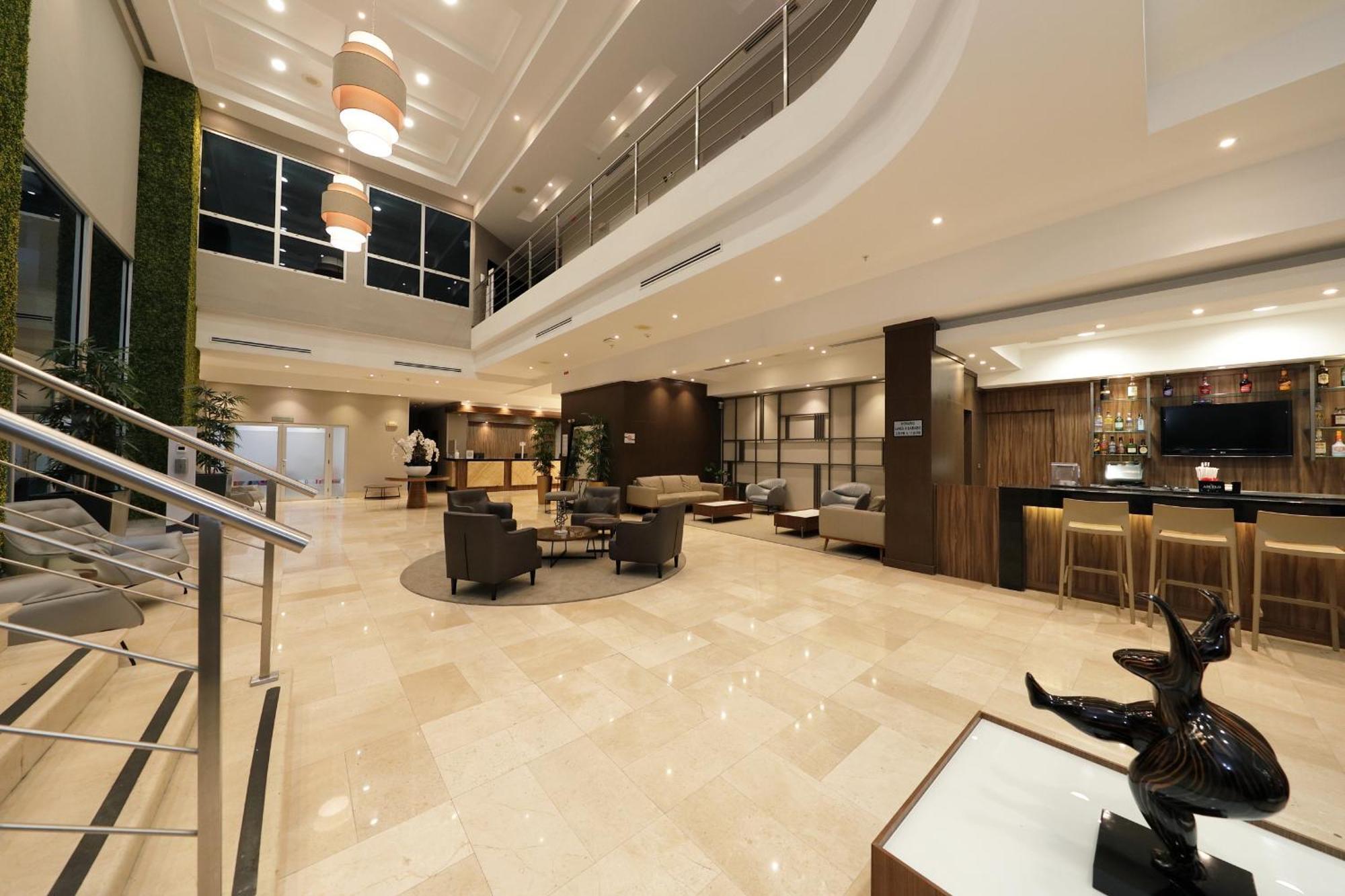 Victoria Hotel And Suites Panama 外观 照片